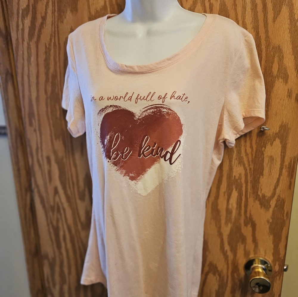 NEW TOP SIZE SMALL WOMAN'S